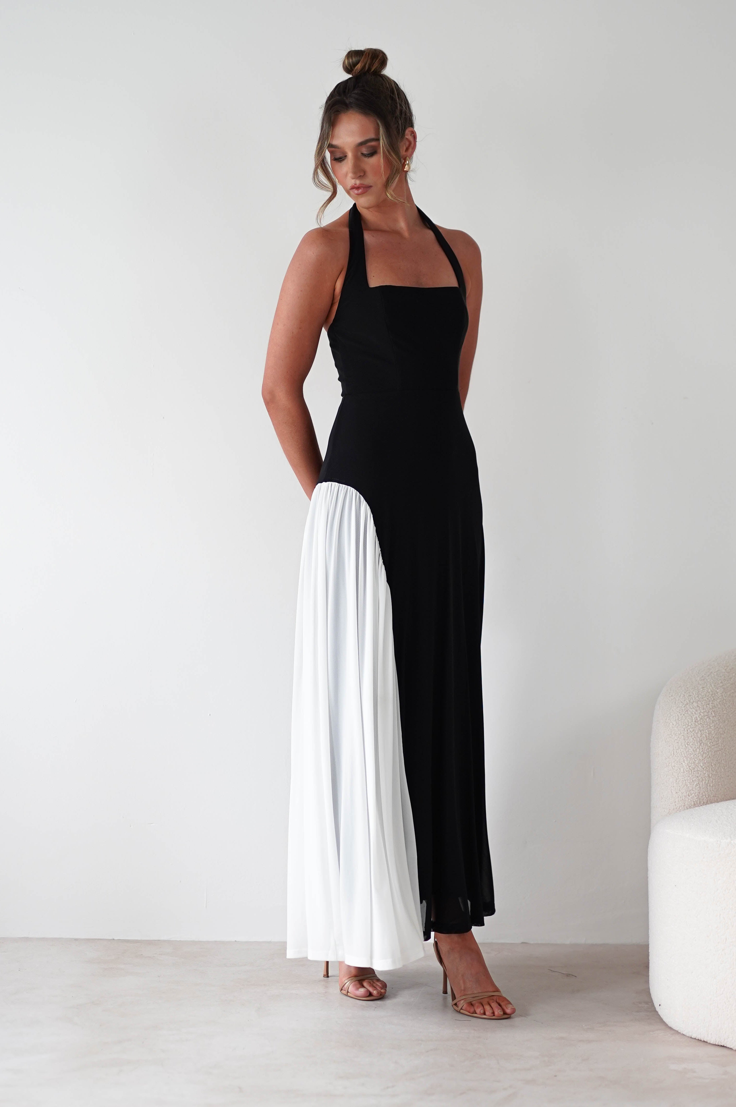 Unika Halterneck Maxi Dress | Black/White | Oh Hello Clothing | XS (6)