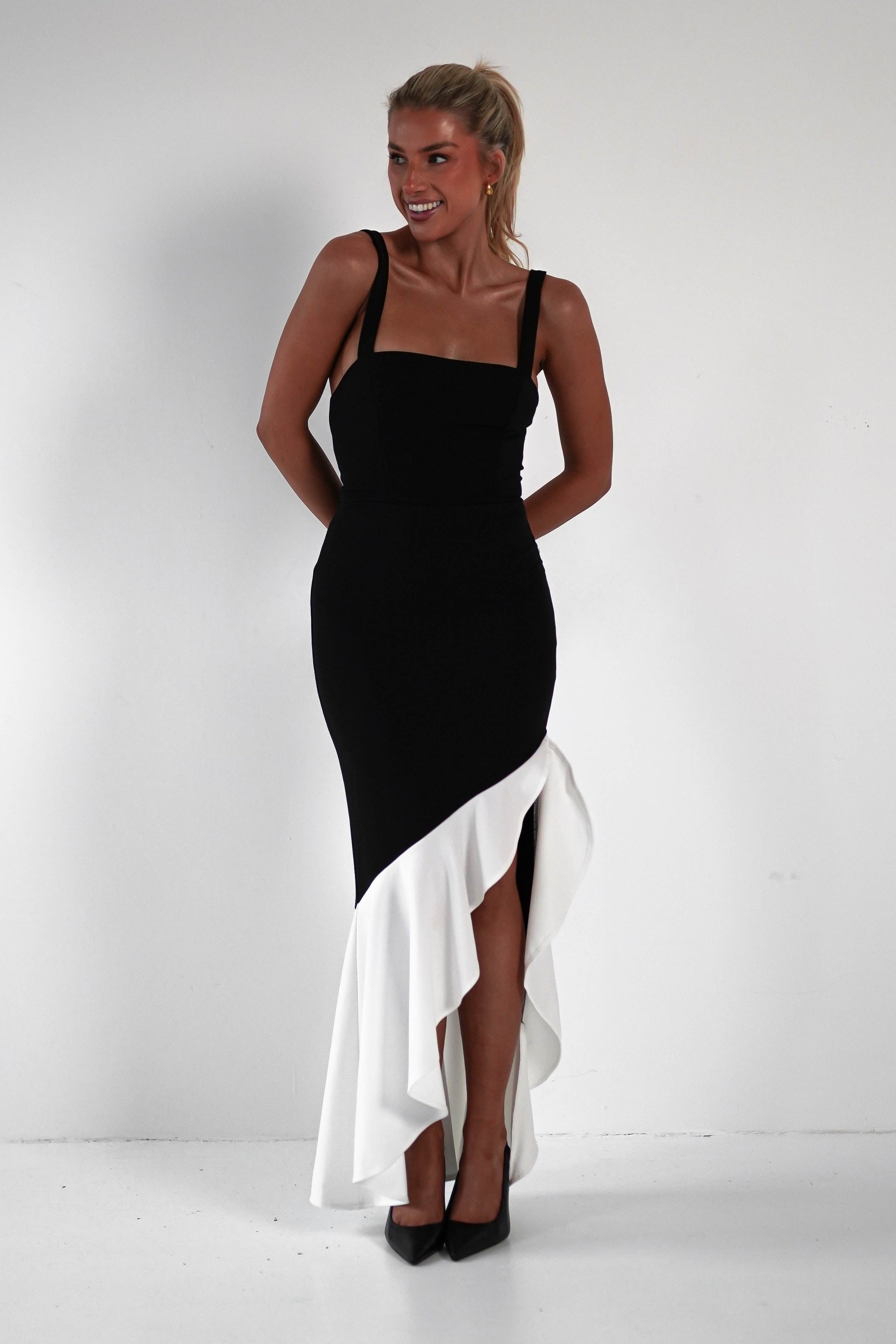Amelia Contrast Maxi Dress | Black/White | Oh Hello Clothing | XS (6)