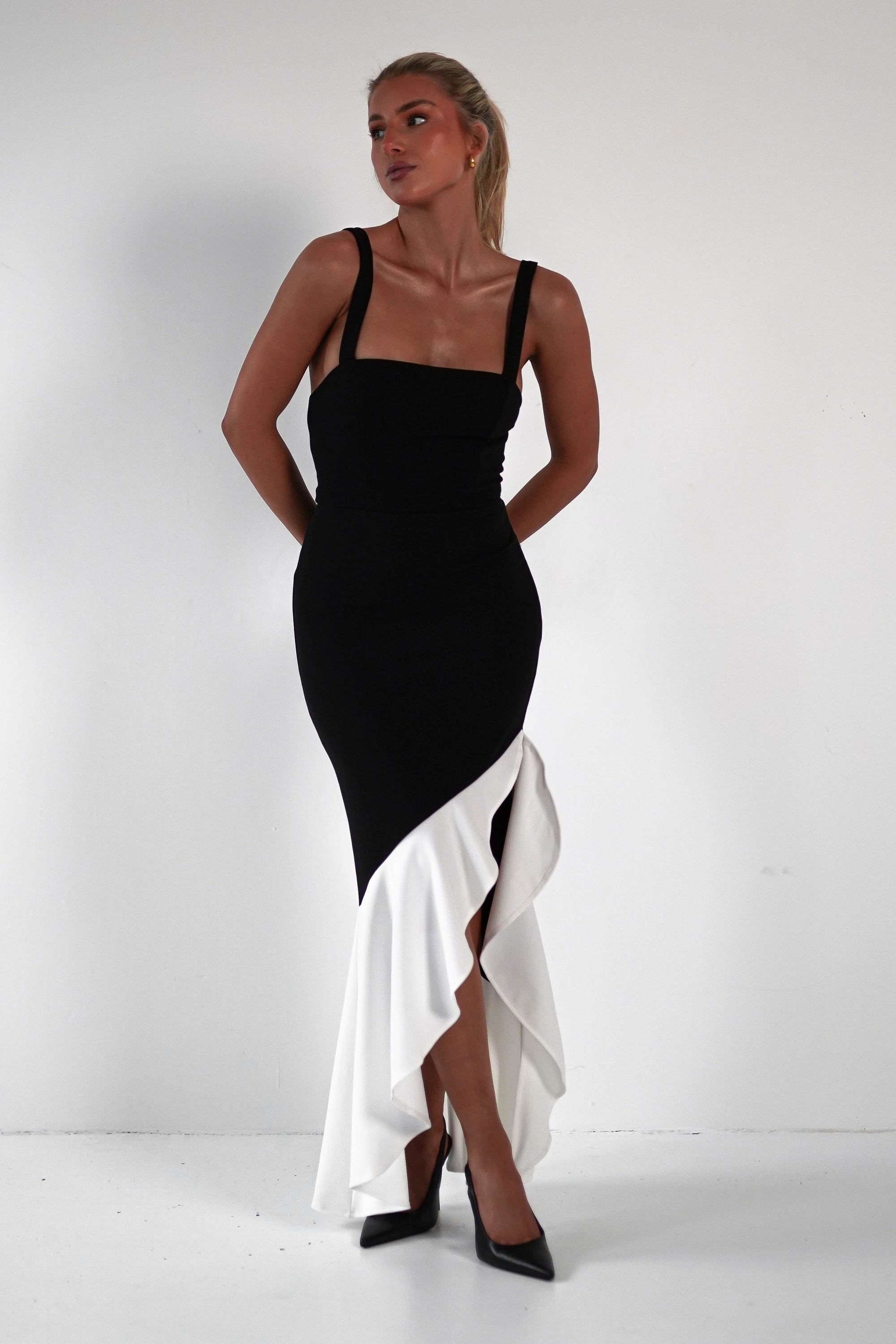 Amelia Contrast Maxi Dress | Black/White | Oh Hello Clothing | XS (6)
