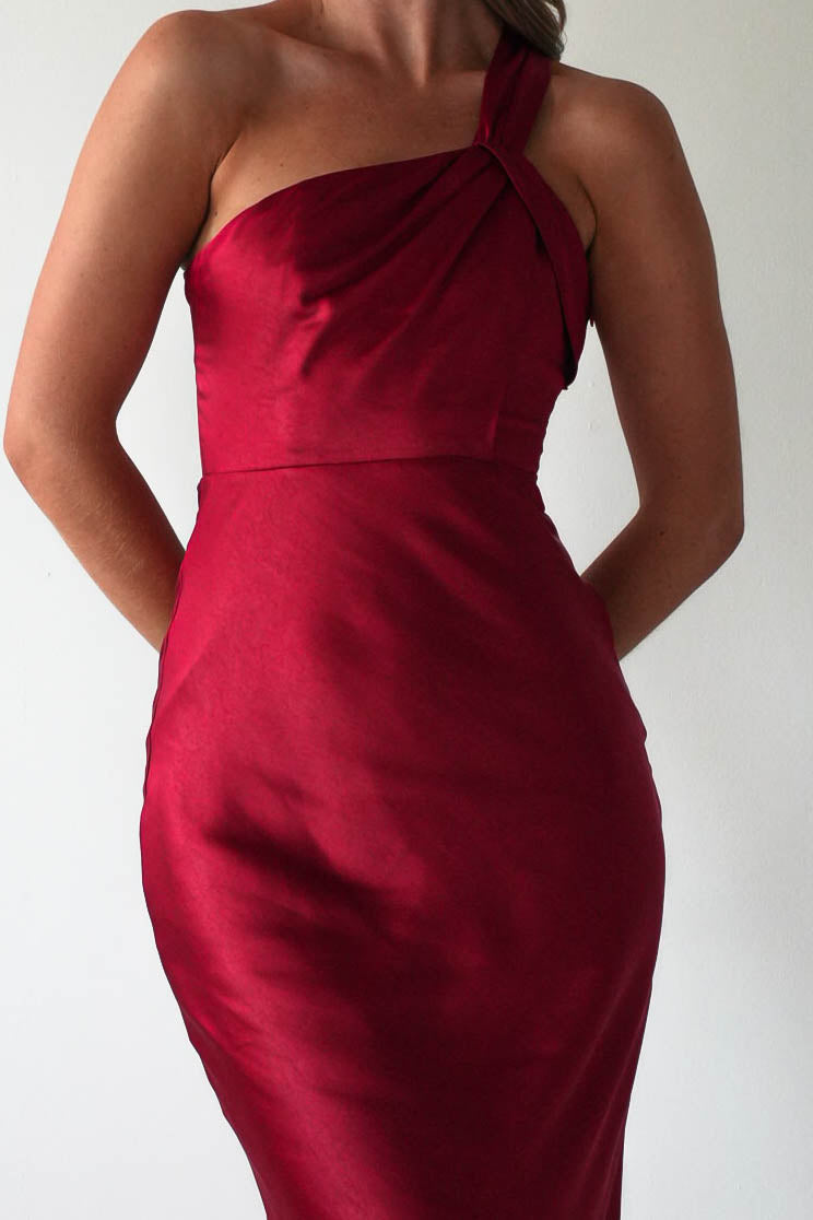 Ashlee Soft Satin One Shoulder Maxi Dress | Red
