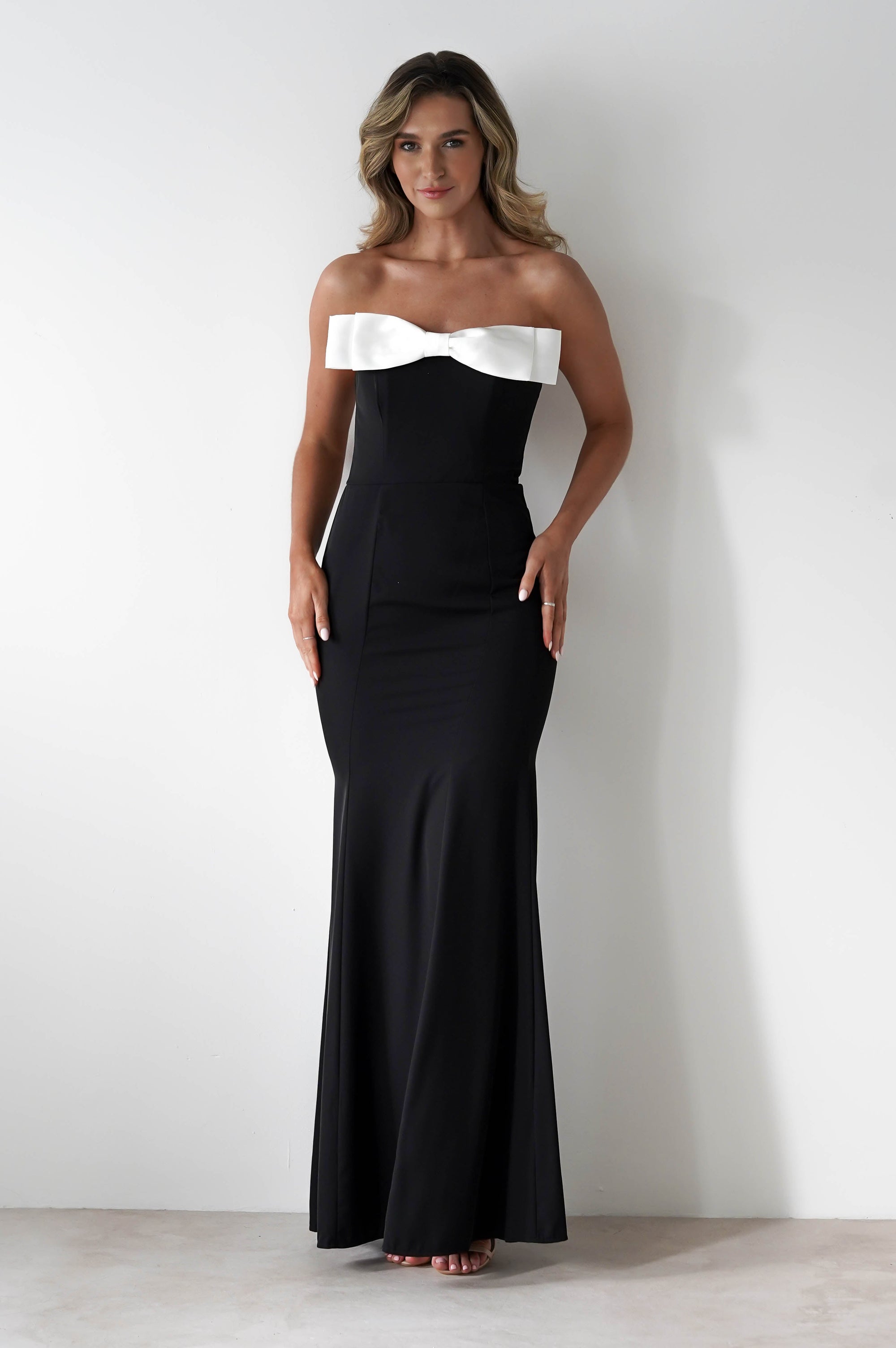 Beckett Strapless Bow Maxi Dress | Black/White - Oh Hello Clothing