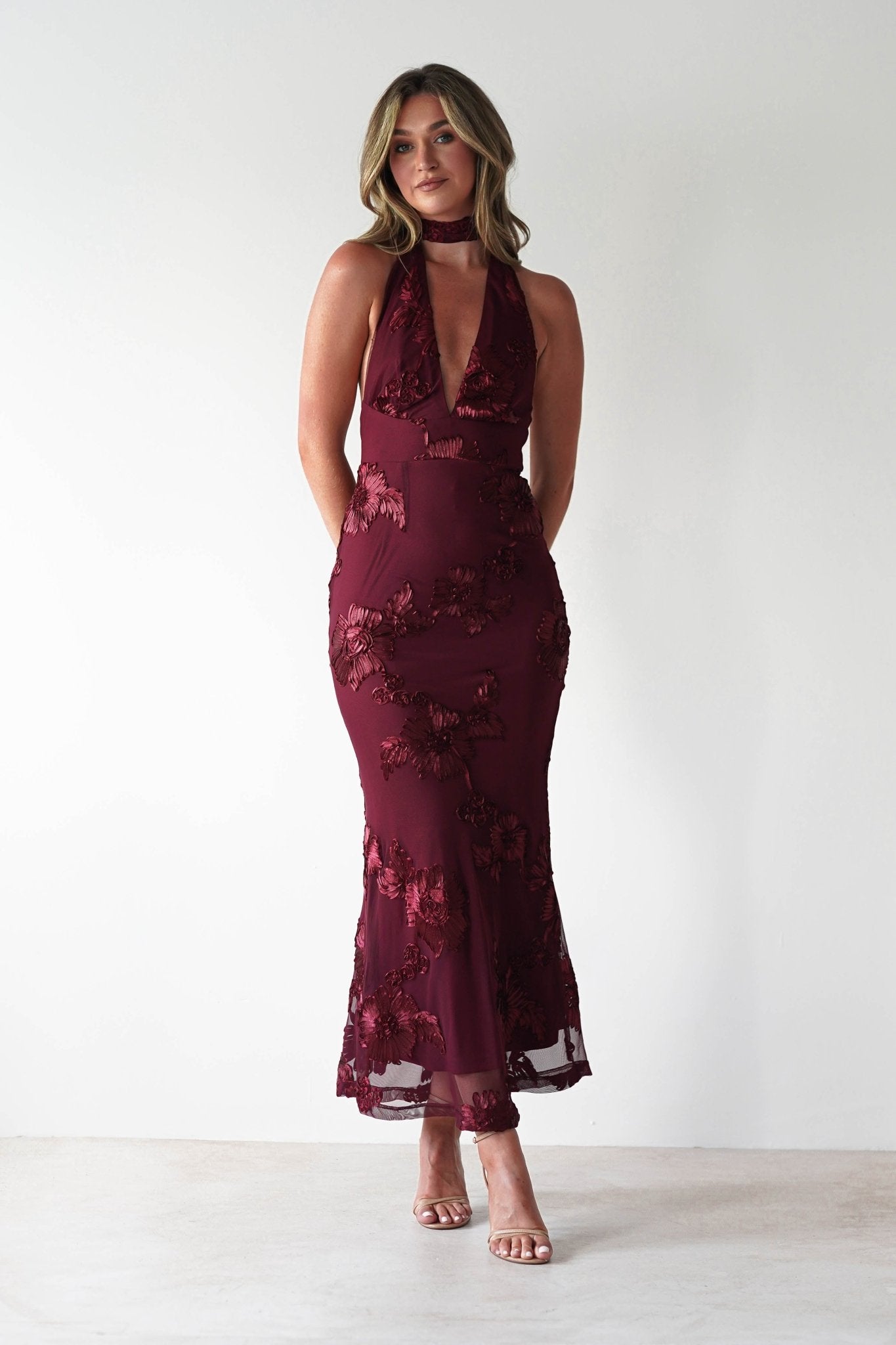 Halsey Tie Back Maxi Dress | Wine Textured | Oh Hello Clothing | XS (6)