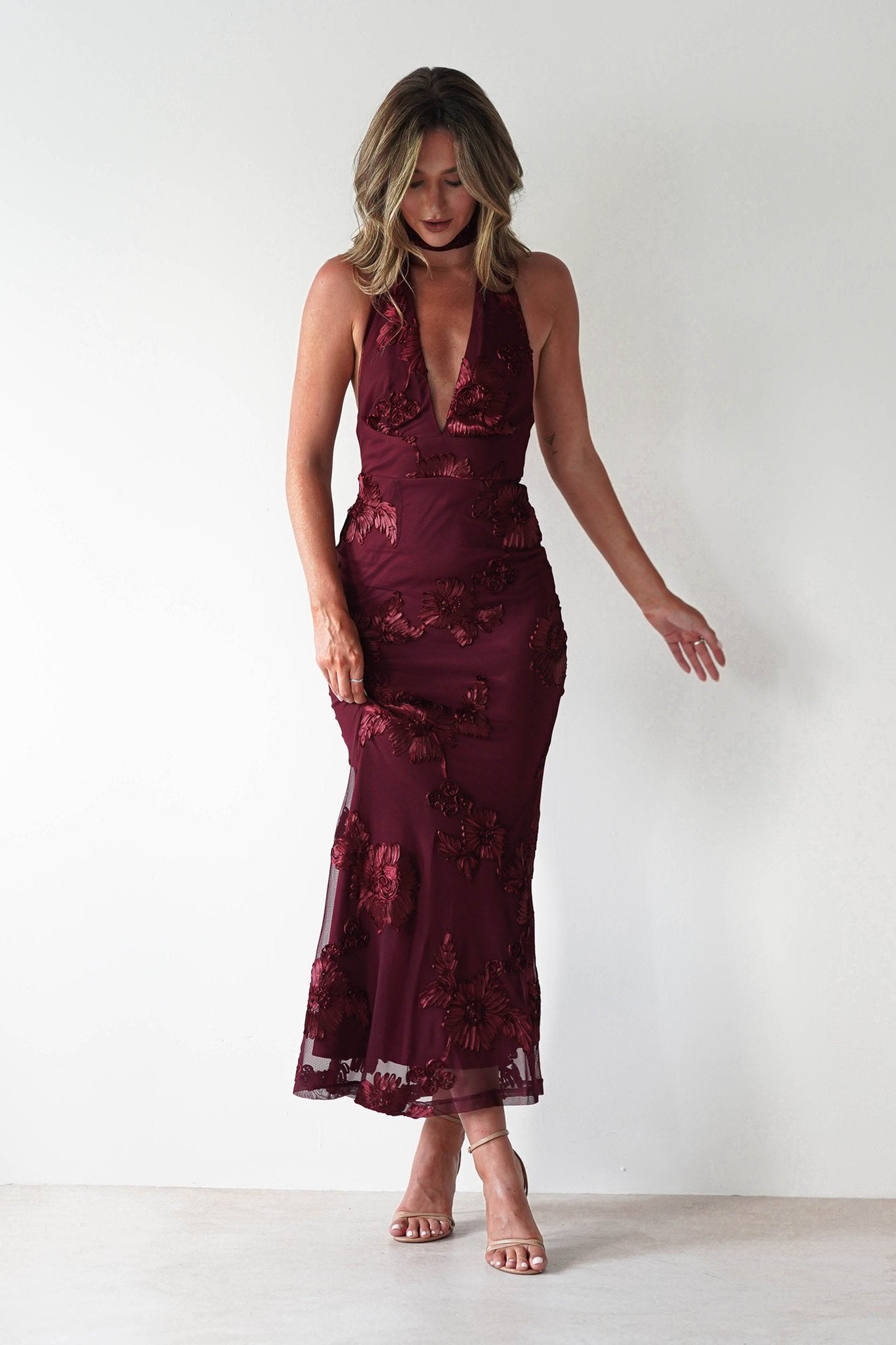 Halsey Tie Back Maxi Dress | Wine Textured | Oh Hello Clothing | XS (6)