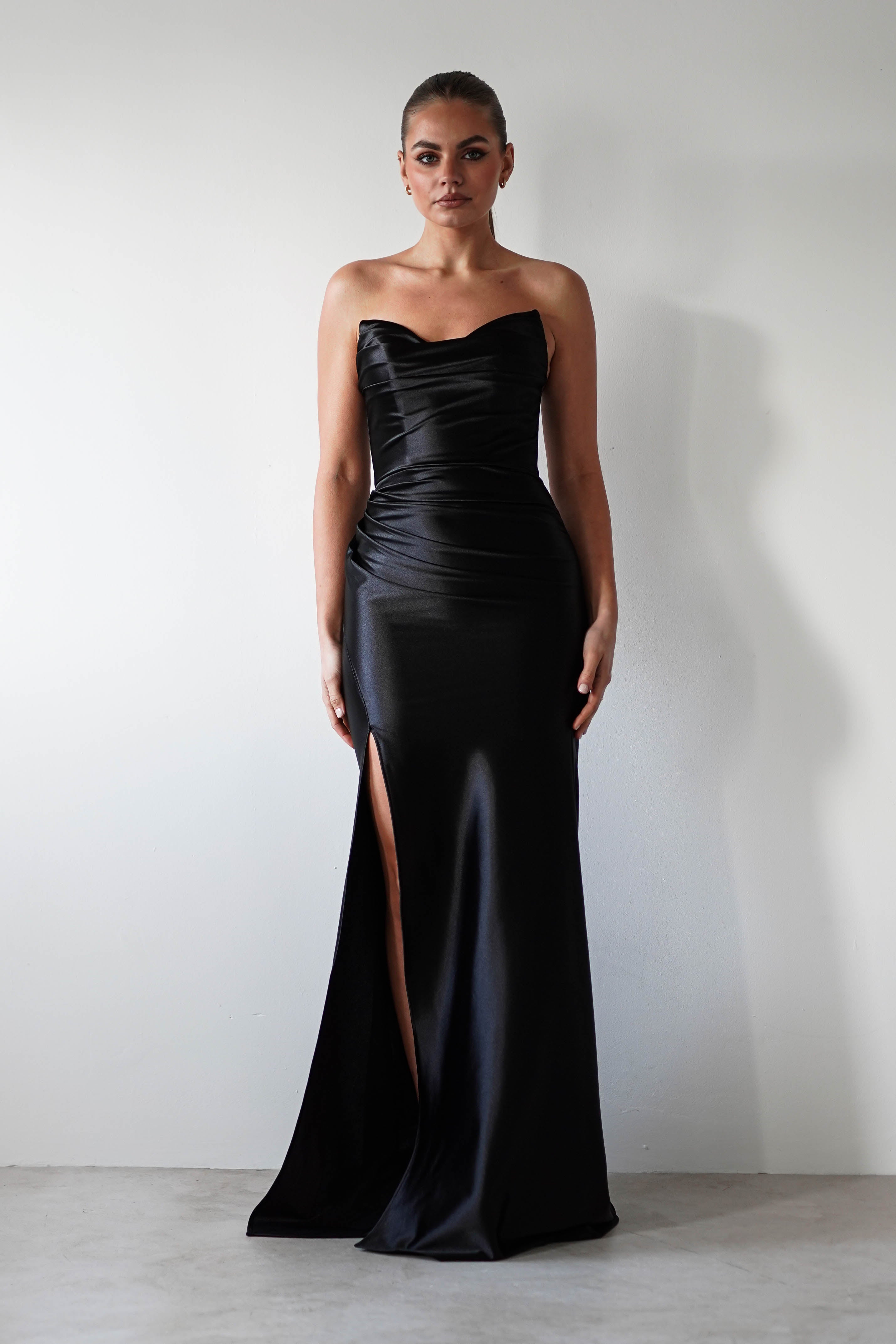 Venice Strapless Bodycon Gown | Black