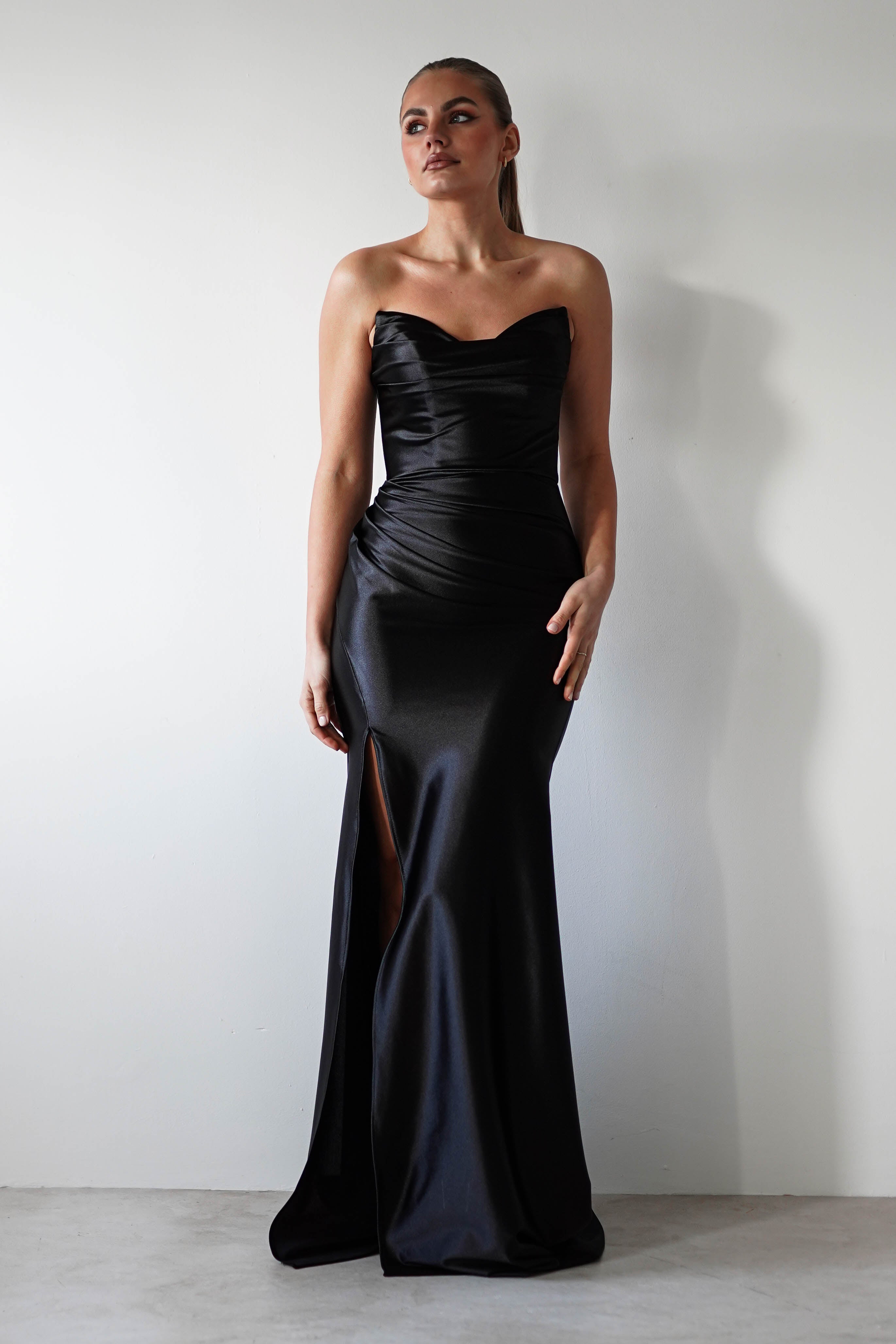 Venice Strapless Bodycon Gown | Black