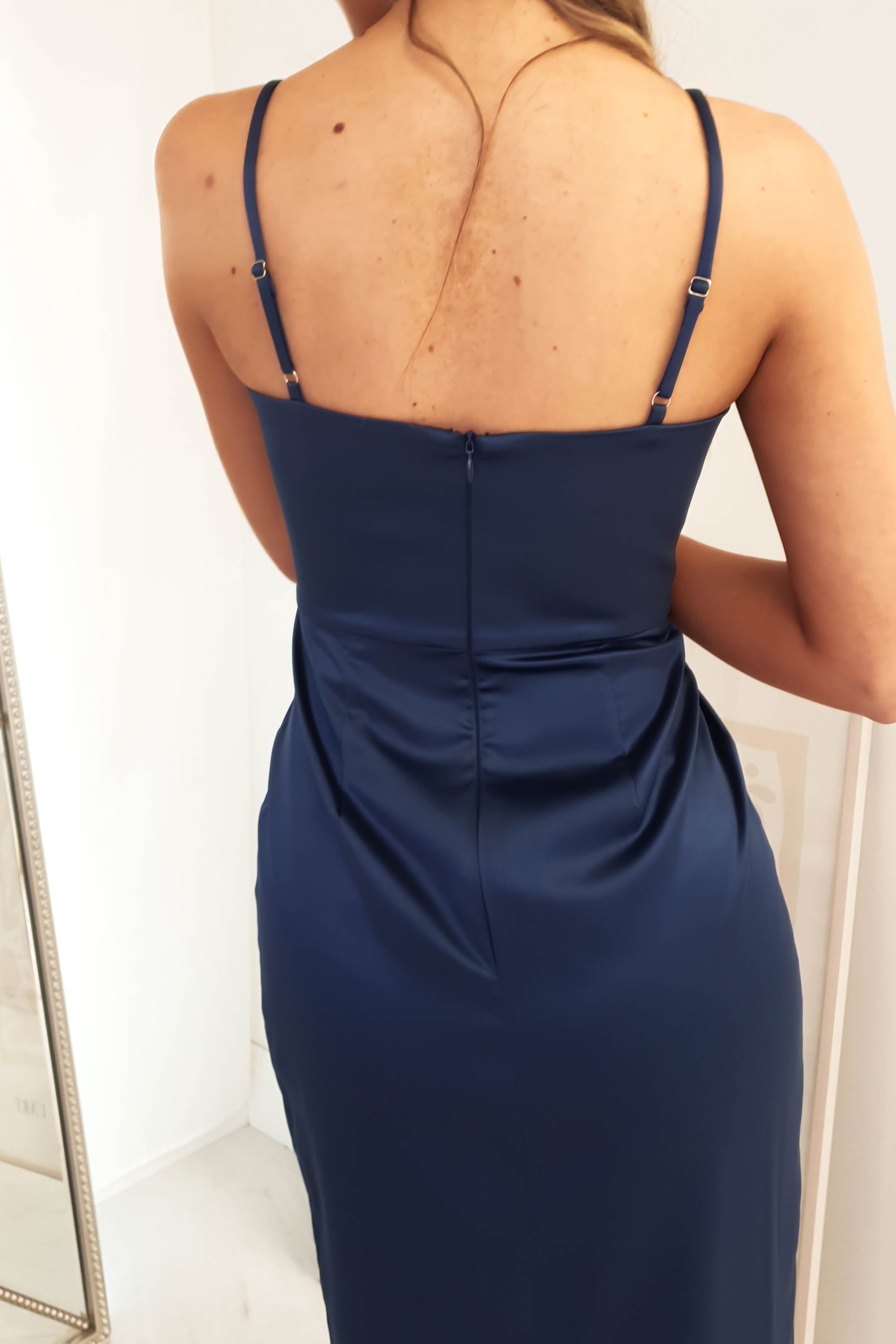 Abrea Kleid mit Wasserfallausschnitt | Smaragdgrün