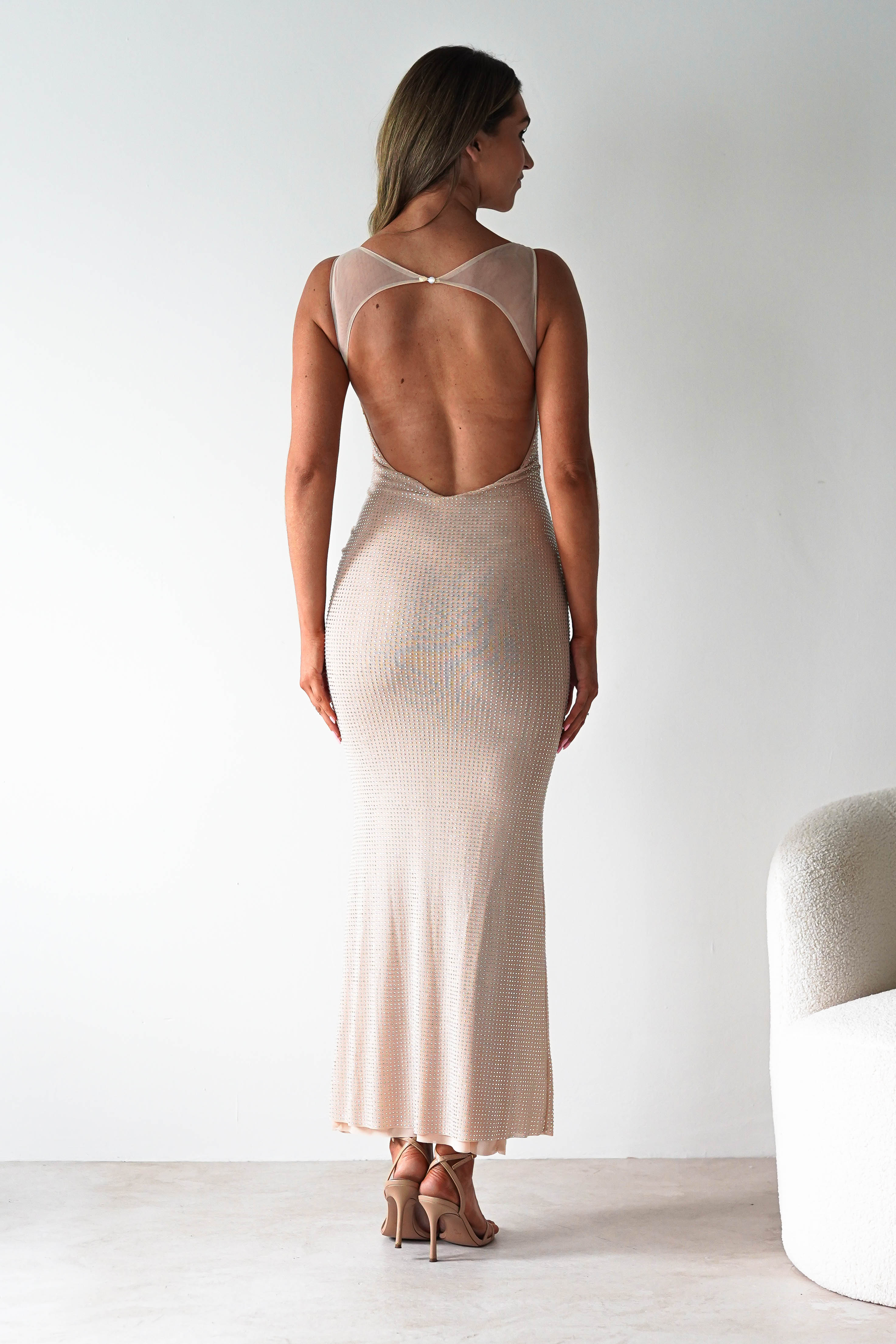 F&P Dresses 1*DONE -605577- BEIGE BACKLESS DRESS WITH CRYSTALS