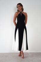 FACTORY Dresses 1*DONE -JY25242-SAMPLE HALTER NECK DESIGN WITH BLACK AND WHITE PANELS