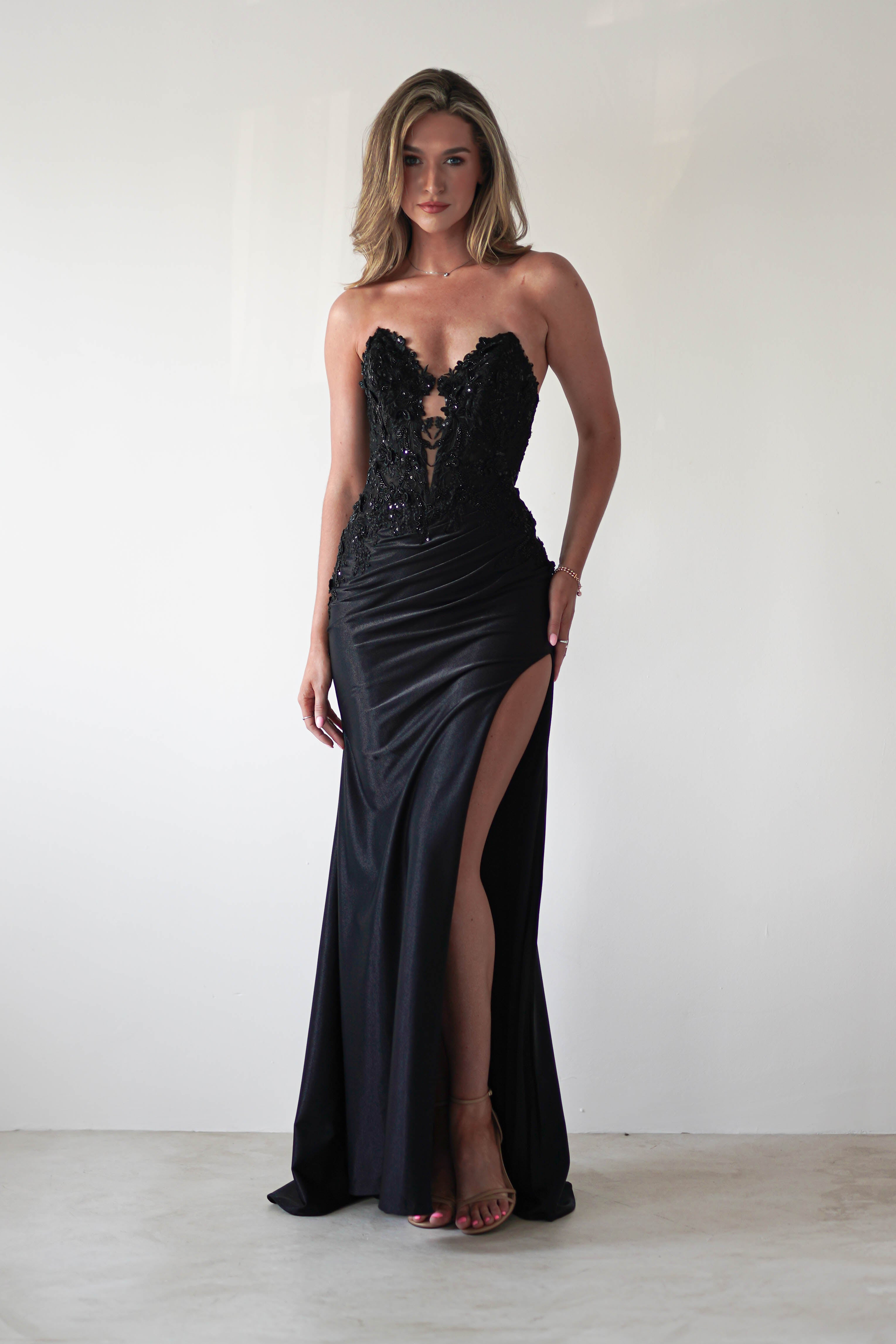 Perla Embellished Gown Black