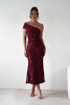 sasha Dresses 1*DONE-SASHA-64793DI2- WINE WITH FLORAL EMBROIDERY THROUGHOUT