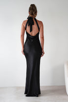 F & P Dresses 1*DONE UN2330 BLACK HALTERNECK