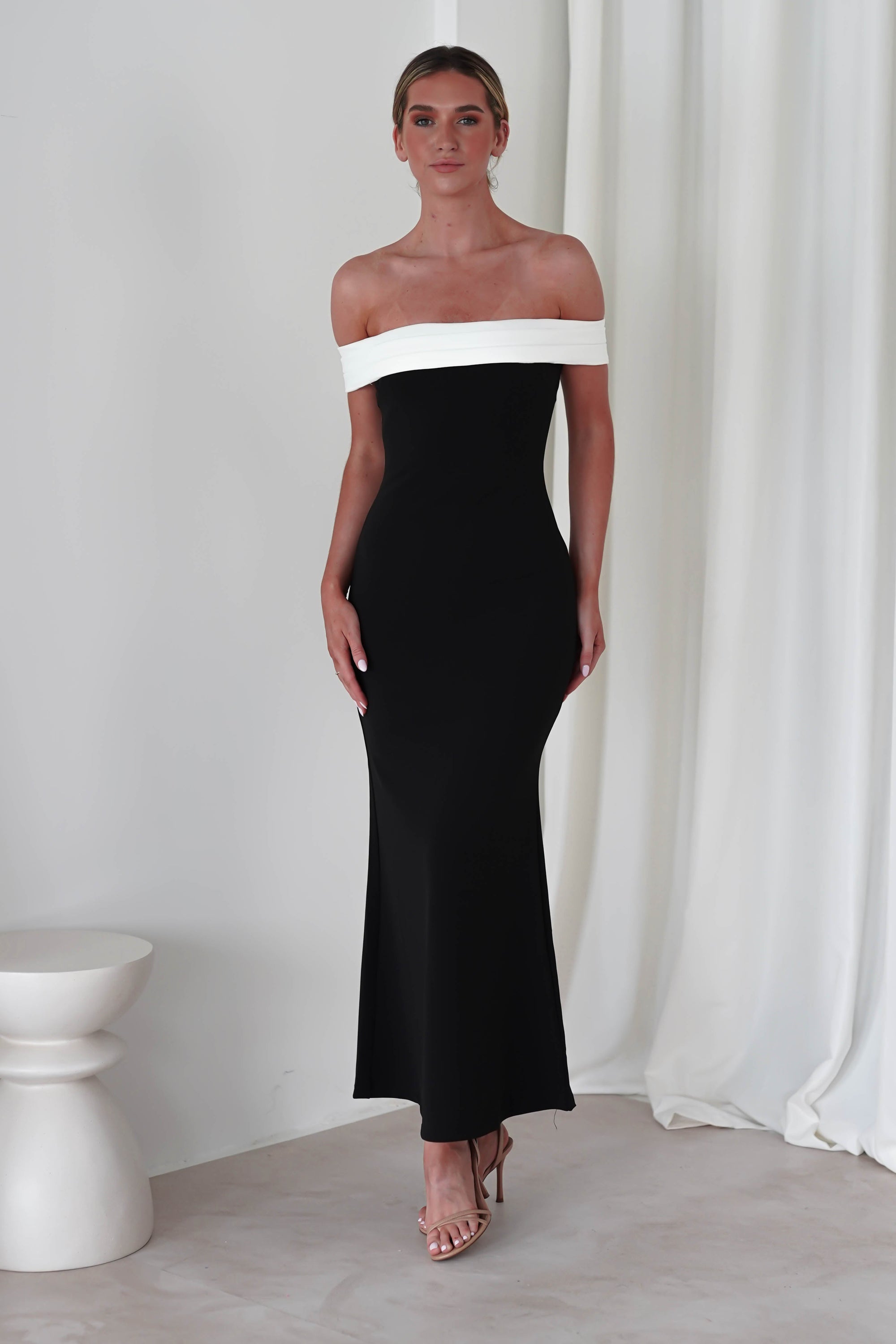 Lily Bodycon Maxi Dress | Monochrome | Oh Hello Clothing | XS (6)