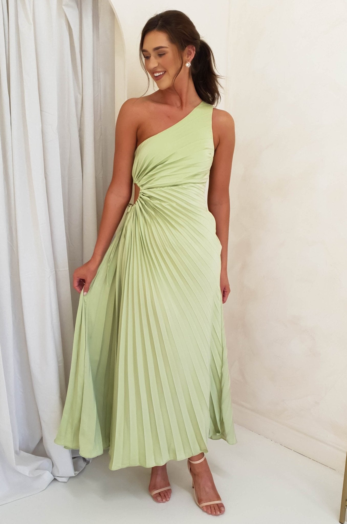 Olsen Pleated Maxi Dress | Light Green | Oh Hello Clothing | XS (6)