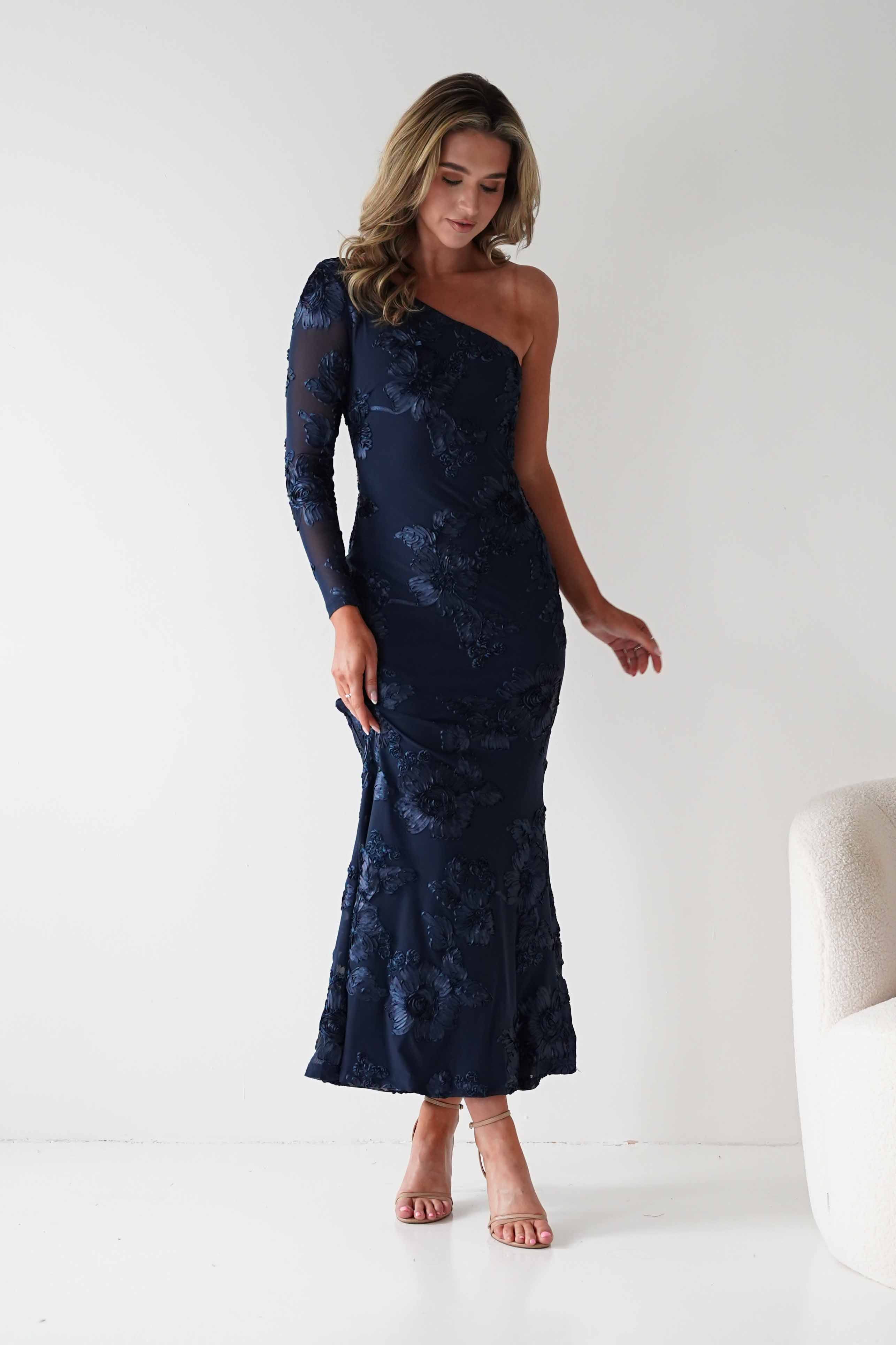 SASHA Dresses Saphira One Sleeve Maxi Dress | Navy Textured